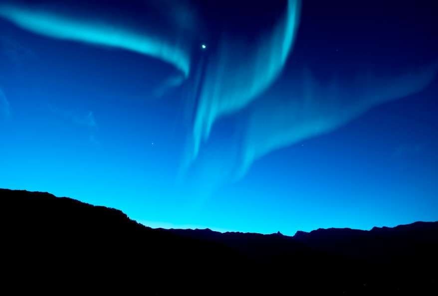 blue or purple aurora lights