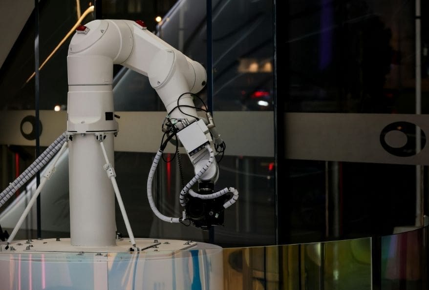 6 dof robotic arm design